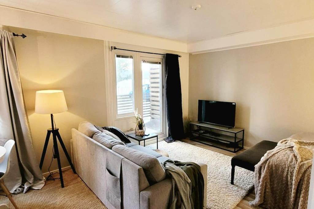 Modern Apartment With Free Parking & Sauna Ylojarvi Kültér fotó